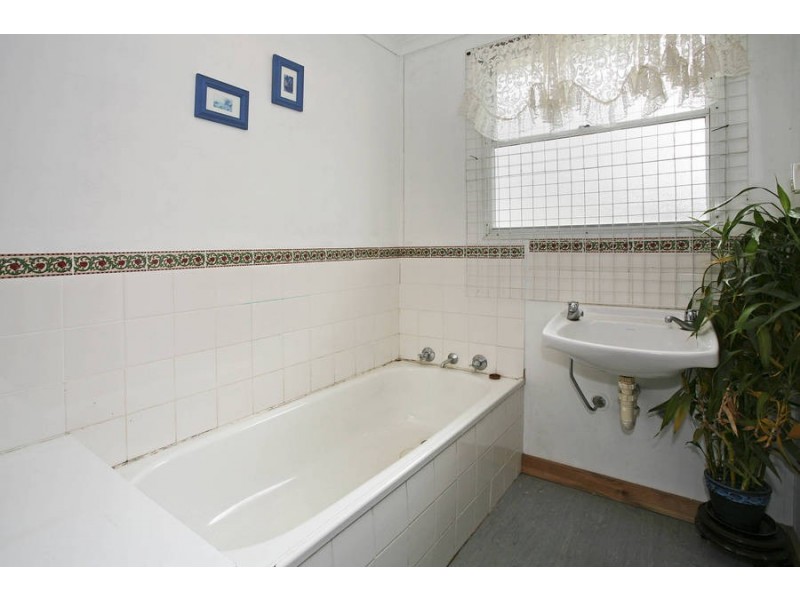 3 Schmitt Court, Whittington VIC 3219