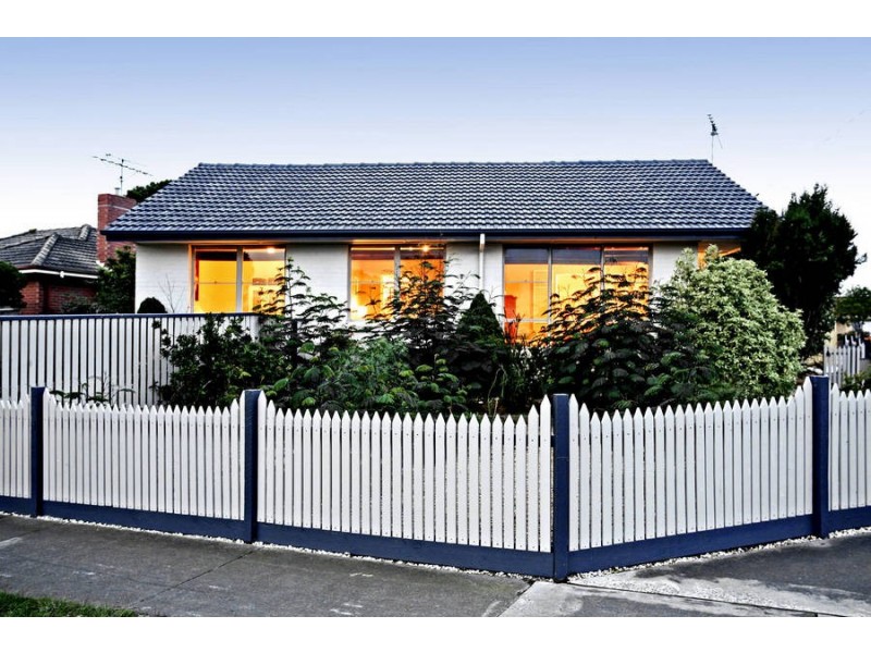 129 St Albans Road, East Geelong VIC 3219