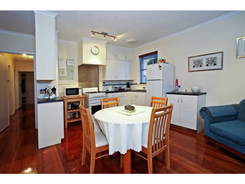 129 St Albans Road, East Geelong VIC 3219