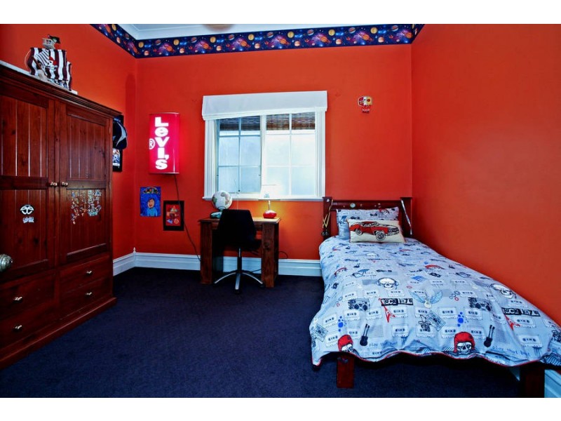 9 Poplar Street, Newcomb VIC 3219