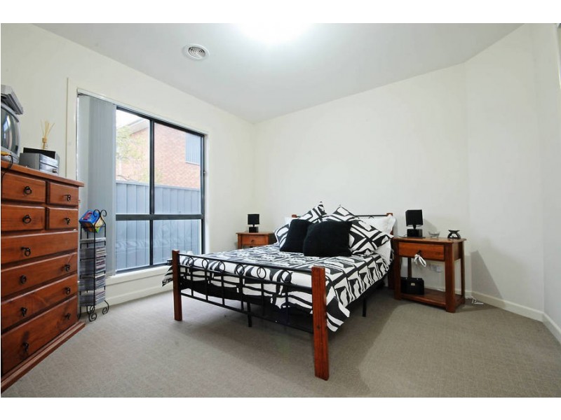 2/23 Darebin St, Norlane VIC 3214