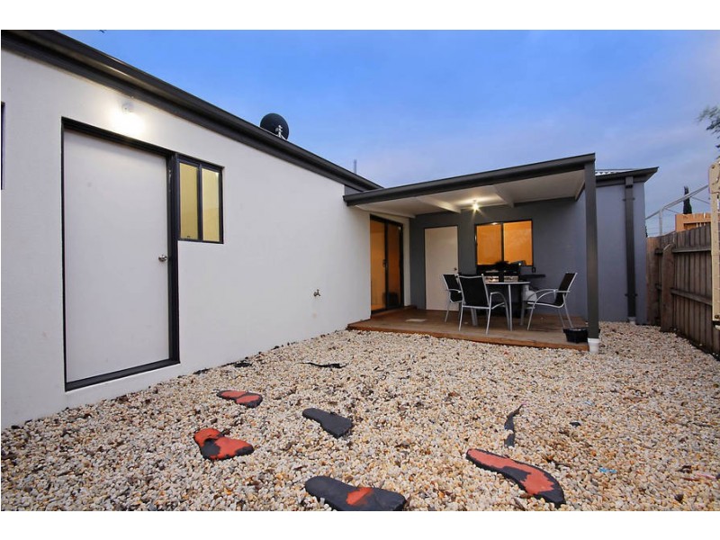 2/23 Darebin St, Norlane VIC 3214