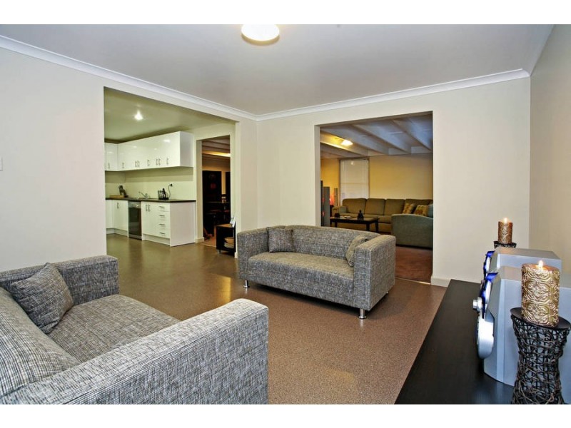 20 Veronica Avenue, Newcomb VIC 3219