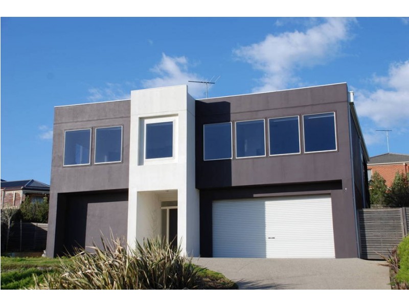55 Leigh Road, Highton VIC 3216