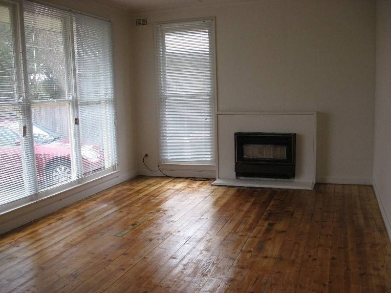 8 Kookaburra Crt, Norlane VIC 3214