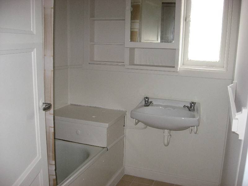 8 Kookaburra Crt, Norlane VIC 3214