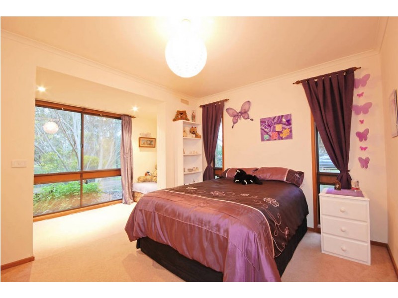 25 Chipperfield Drive, Moolap VIC 3221