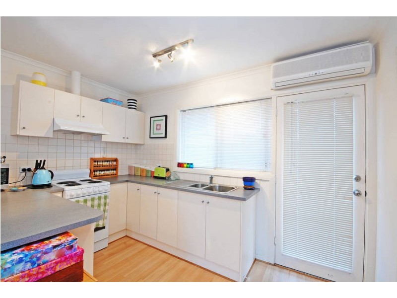 4/16 Stafford Street, Herne Hill VIC 3218