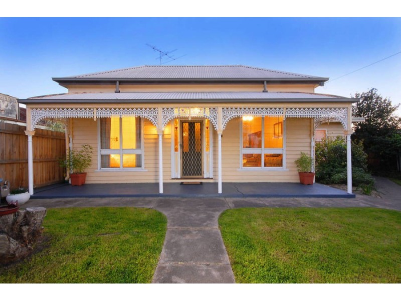 20 St Albans Road, East Geelong VIC 3219