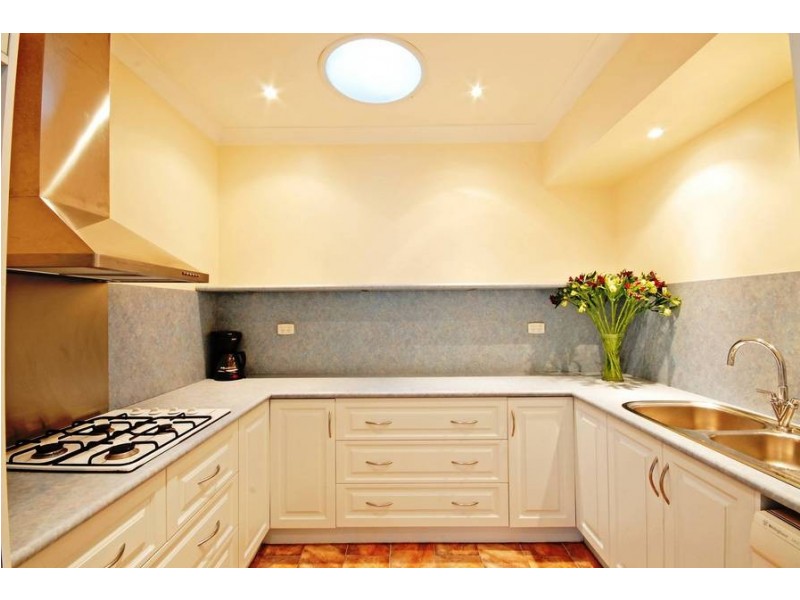 3 Charlotte Avenue, Newcomb VIC 3219