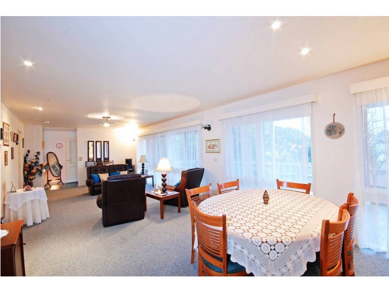 4 Titian Court, Grovedale VIC 3216