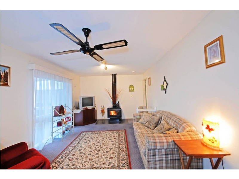 4 Titian Court, Grovedale VIC 3216