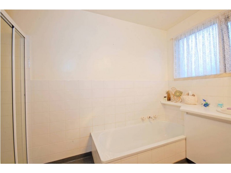 4 Titian Court, Grovedale VIC 3216