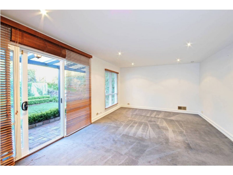 84 Noble Street, Newtown VIC 3220