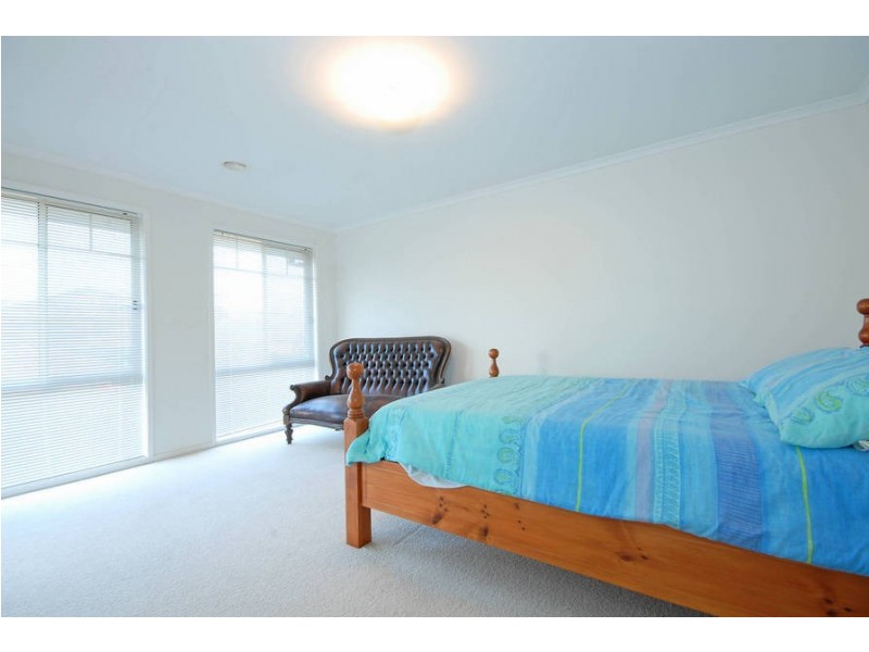 22 Vautier Street, Rippleside VIC 3215