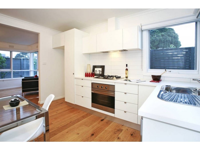 1/6-8 Stafford Street, Herne Hill VIC 3218