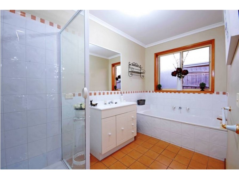 3 Jackson Court, Grovedale VIC 3216