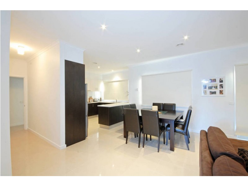 1/6 Newbank Court, Leopold VIC 3224