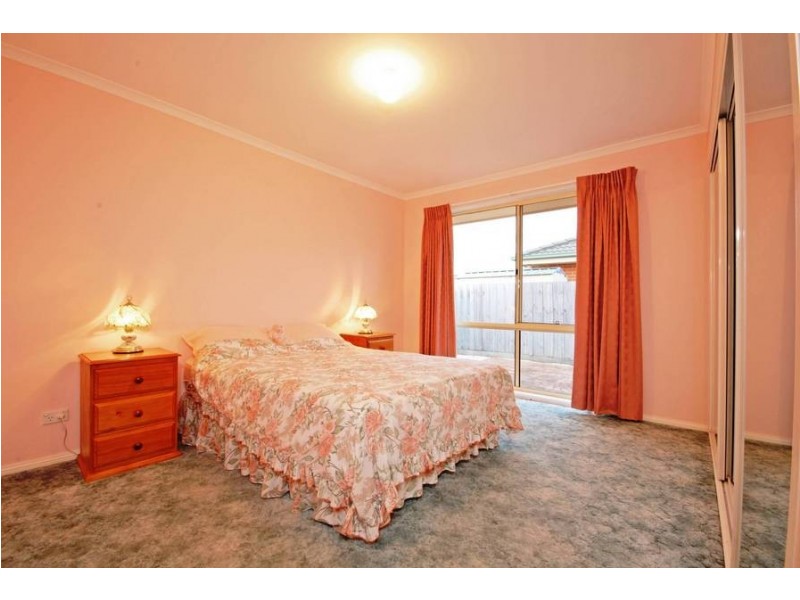 2/32 Winter Street, Belmont VIC 3216
