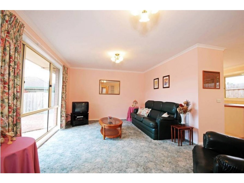 2/32 Winter Street, Belmont VIC 3216