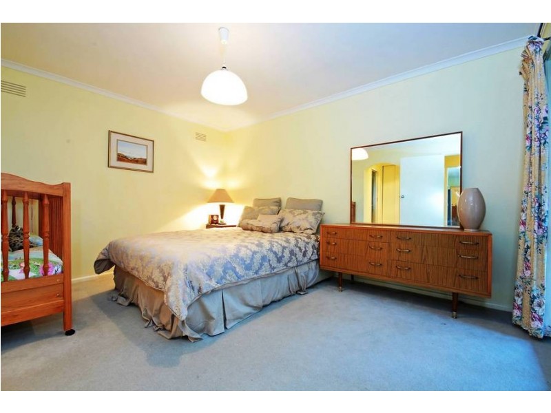 11 Rigo Street, Belmont VIC 3216