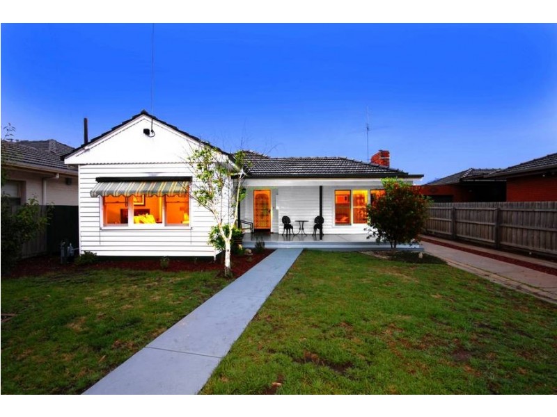 104 Ballarat Road, Hamlyn Heights VIC 3215