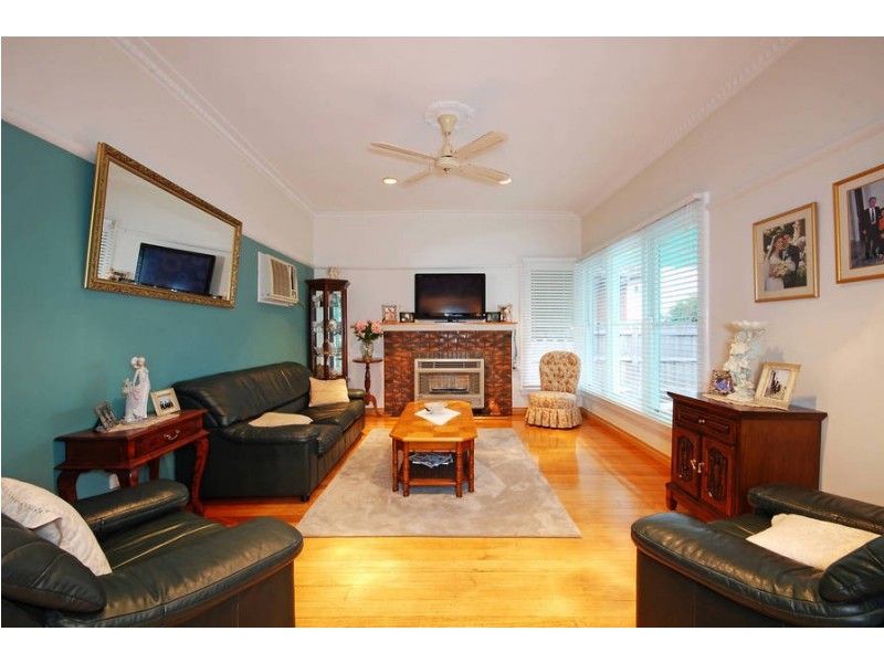 104 Ballarat Road, Hamlyn Heights VIC 3215