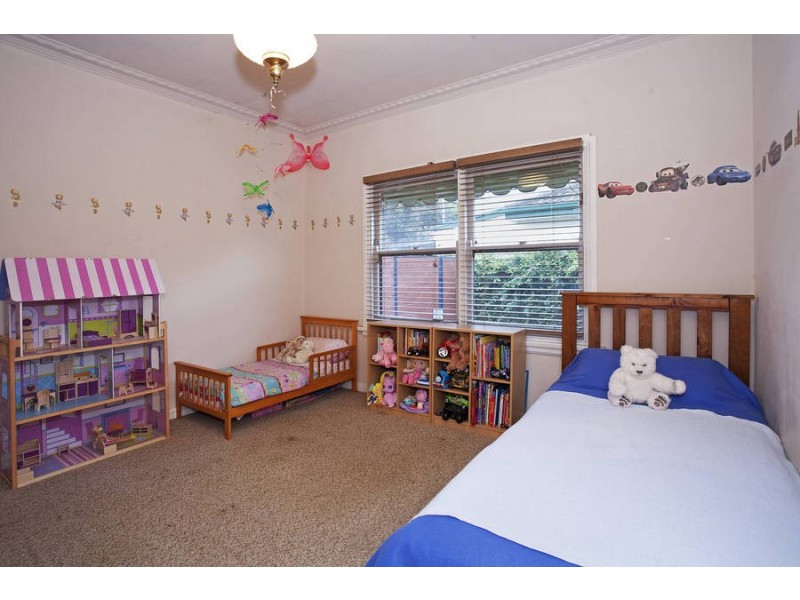 10 O’Brien Street, Newcomb VIC 3219