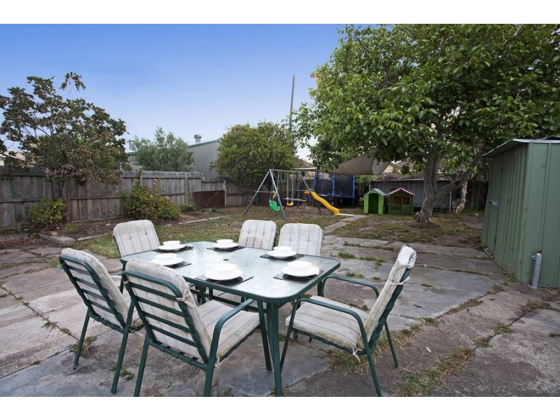 10 O’Brien Street, Newcomb VIC 3219