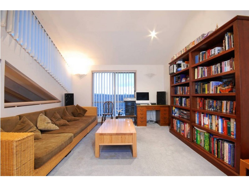 32 Darcy Crescent, Bell Post Hill VIC 3215