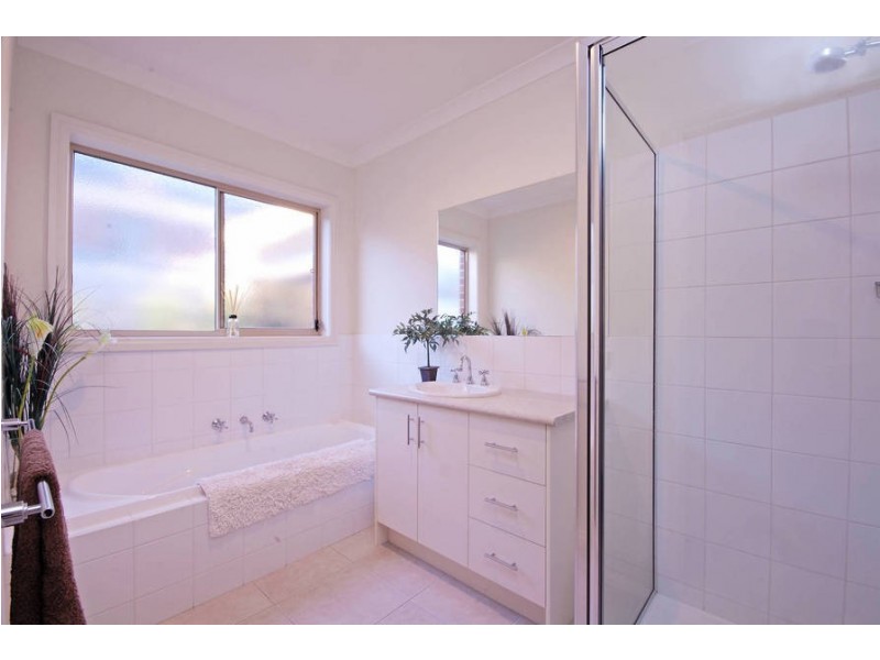 58 Fogarty Avenue, Highton VIC 3216