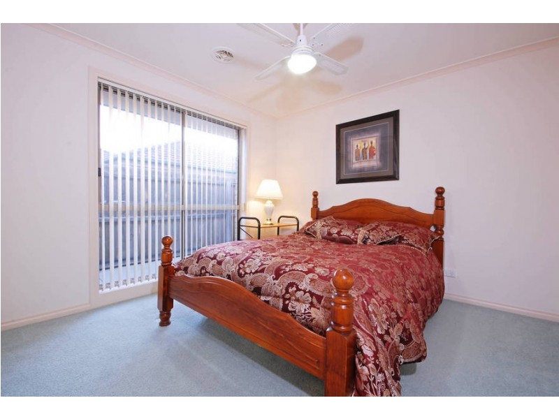 18 Skylark Court, Lara VIC 3212