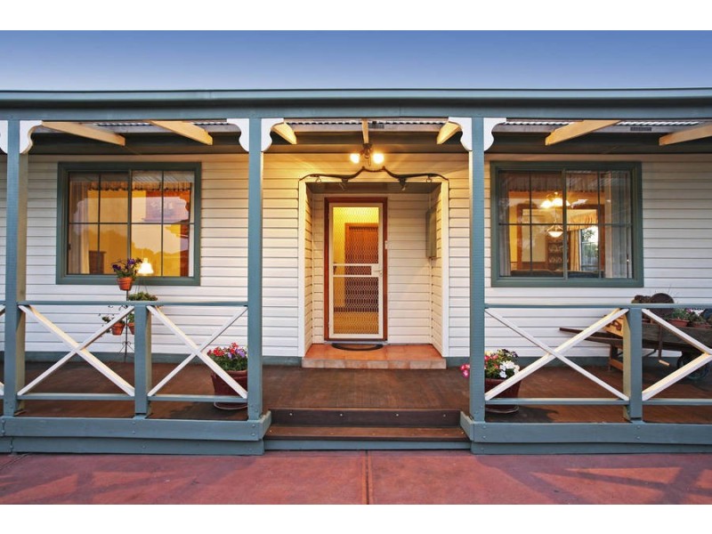 7 Derby Road, Herne Hill VIC 3218