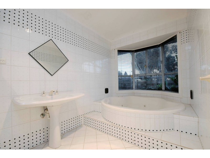 3 Ellstone Avenue, St Albans Park VIC 3219