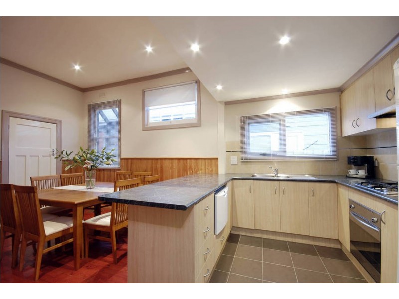 18 Grey Street, East Geelong VIC 3219