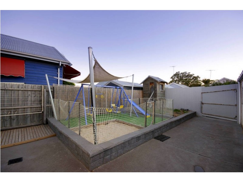 18 Grey Street, East Geelong VIC 3219