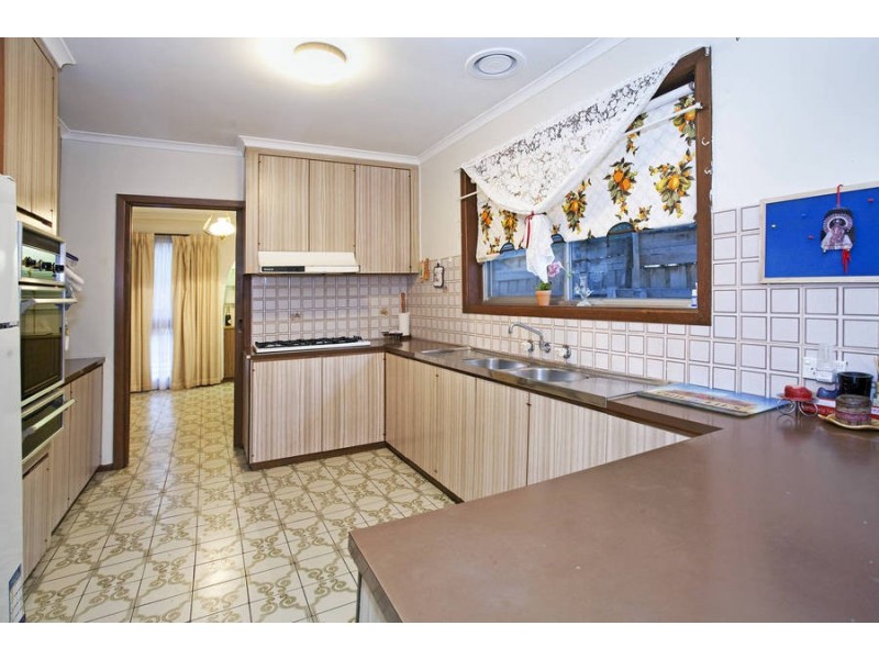 90 Wilsons Road, Newcomb VIC 3219