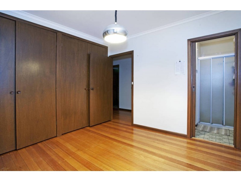 90 Wilsons Road, Newcomb VIC 3219