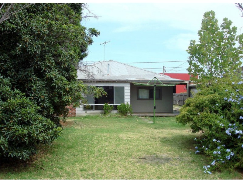 52 Douro Street, North Geelong VIC 3215