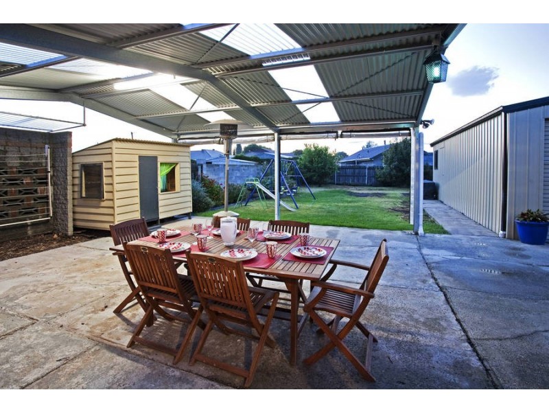 17 Talpa Crescent, Corio VIC 3214