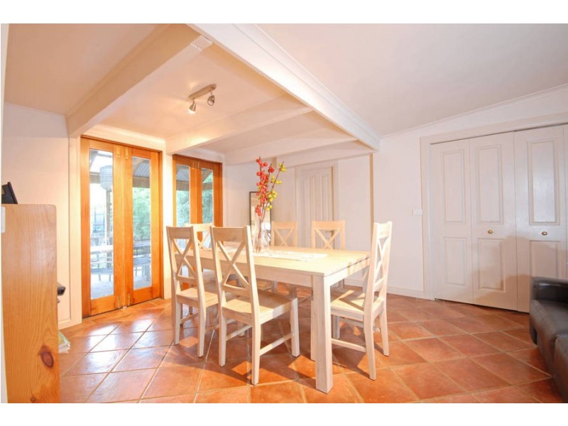 12 Breakwater Road, East Geelong VIC 3219