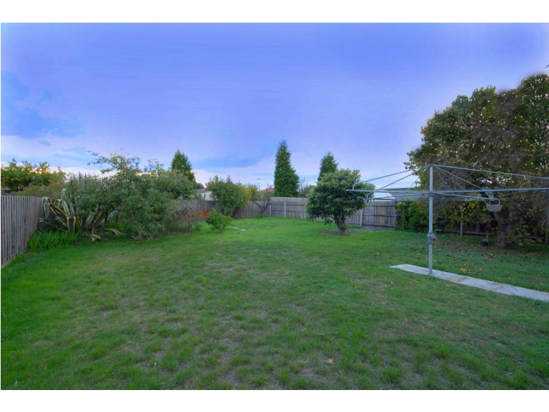 21 Poplar Street, Newcomb VIC 3219