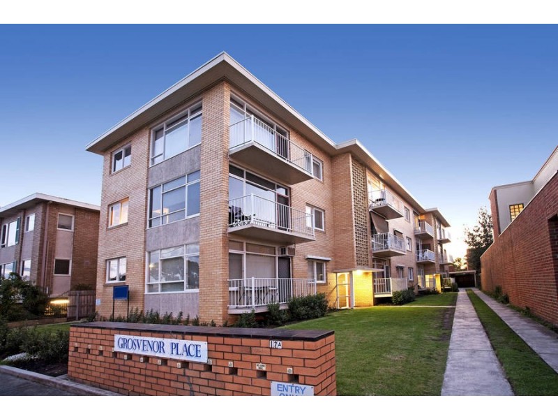 10/17A The Esplanade, Geelong VIC 3220