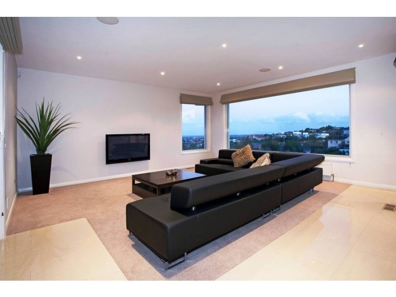 60 Kyeema Avenue, Highton VIC 3216