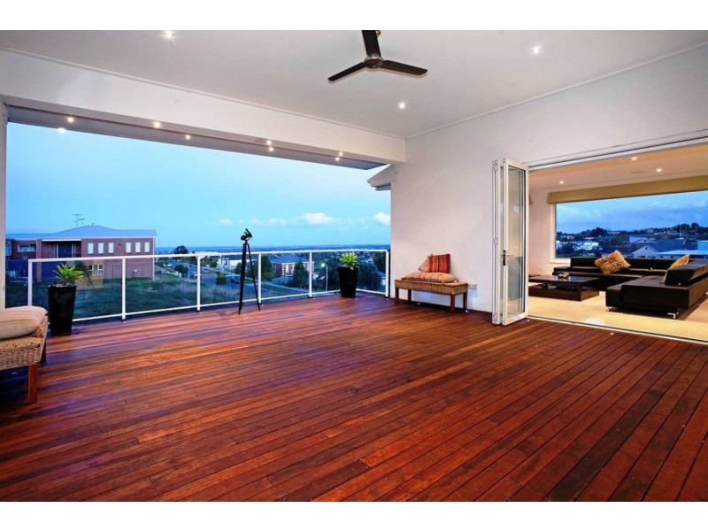 60 Kyeema Avenue, Highton VIC 3216