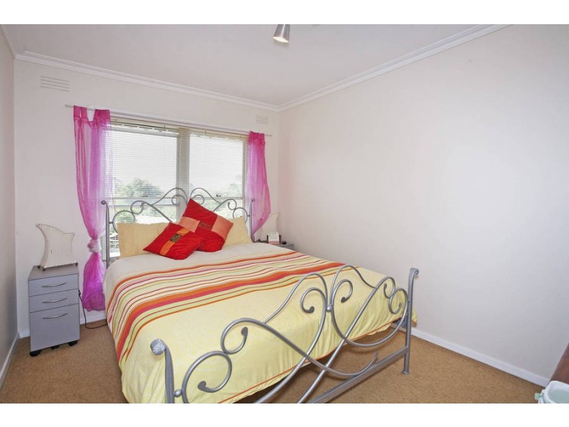 8 Barimba Court, Leopold VIC 3224