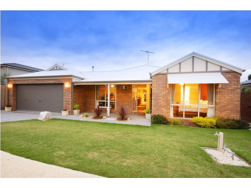 10 Shortland Way, Leopold VIC 3224