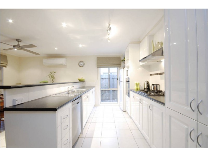 10 Shortland Way, Leopold VIC 3224