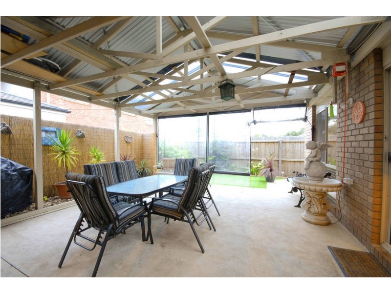 10 Shortland Way, Leopold VIC 3224