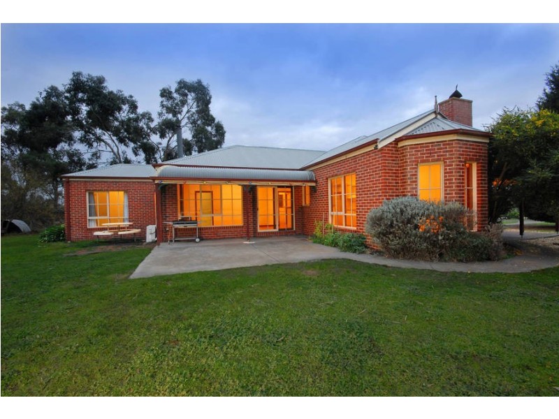 50 Princes Hwy, Waurn Ponds VIC 3216